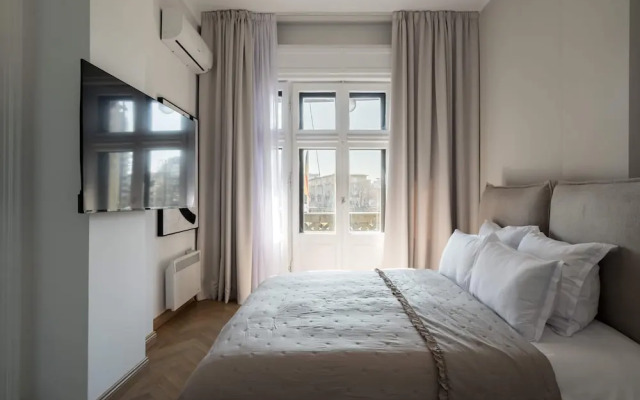 Stunning 3BR - Balcony - Calea Victoriei