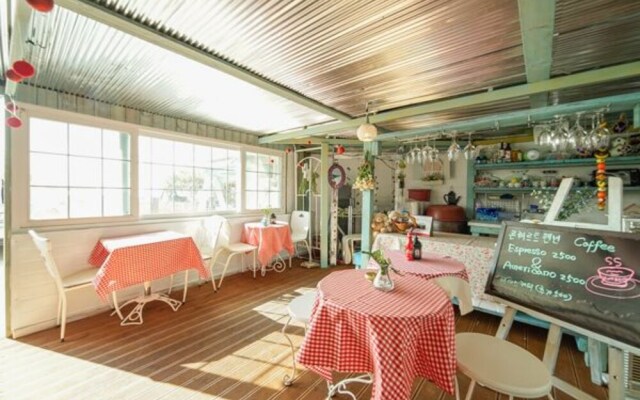 Ganghwa Conchert Pension