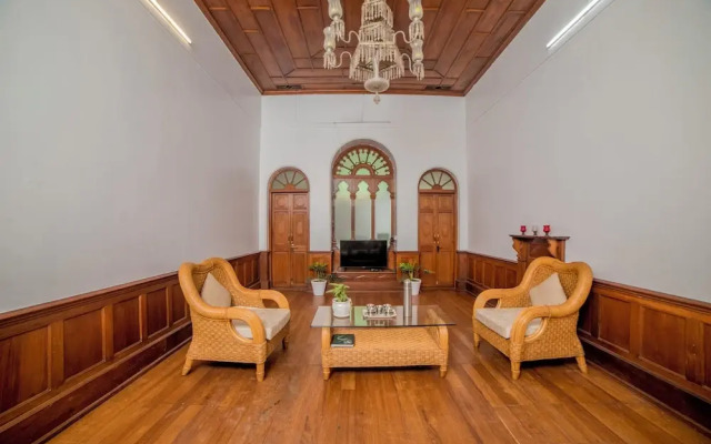 Savithri  Bungalow By XploreIndo