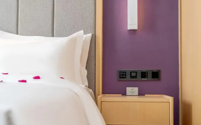 Lavande Hotel Kuche Western Region Ledu