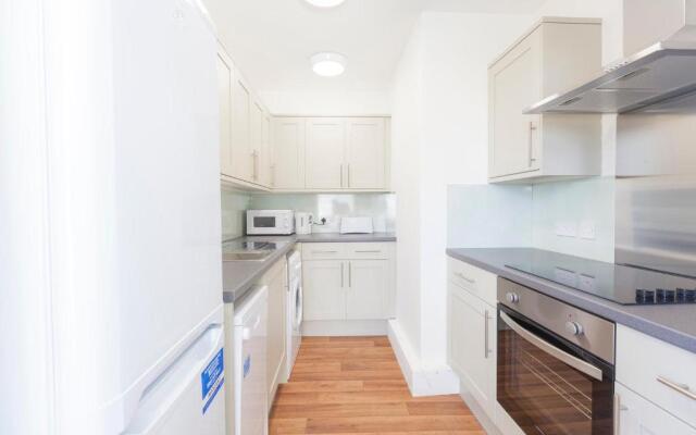 Bournemouth Town Centre 6 Double Bed Apartment