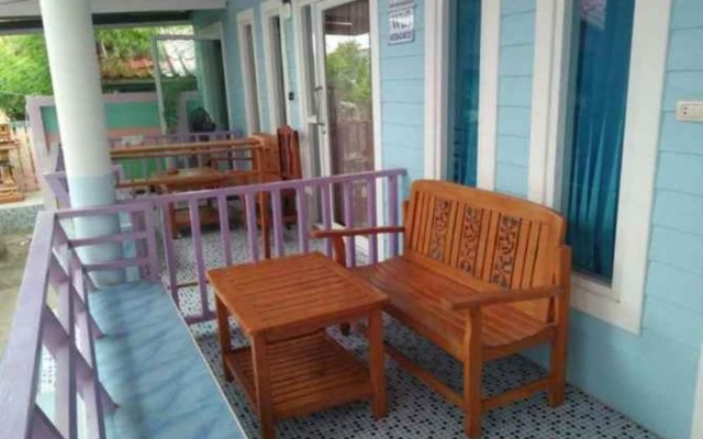 Choosri Resort