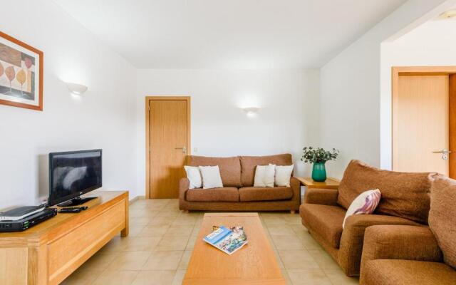 Villa Protea - 5 bedroom, beach, air-con, wifi