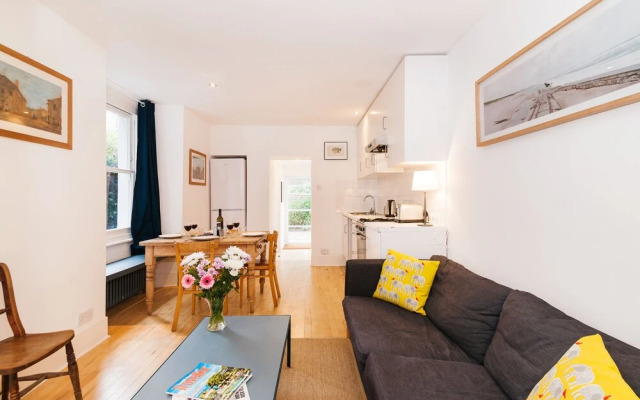 The Kensal Green Garden Apartment - GG