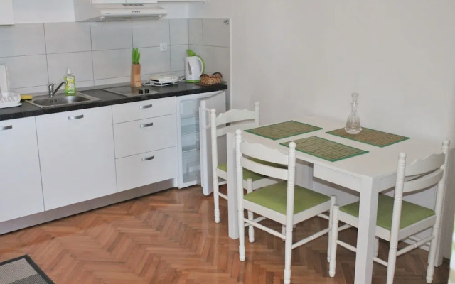 Apartment Bile