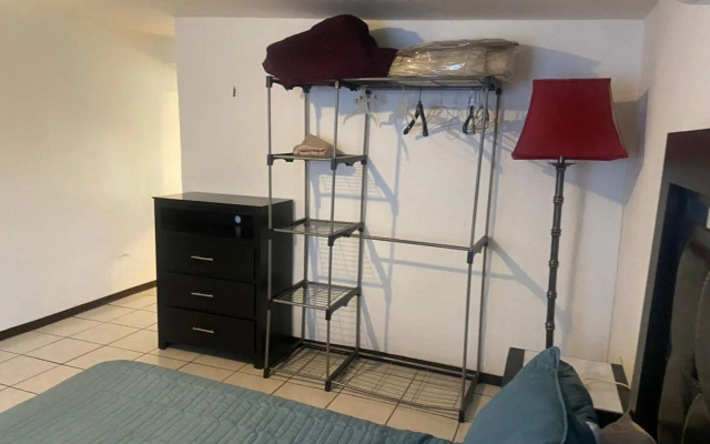 Departamento privado con cochera y WIFI