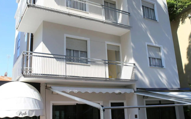 Hotel Pigalle