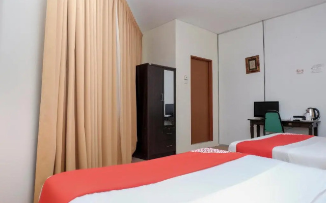 Oyo 90180 Gemilang Hotel Kerteh