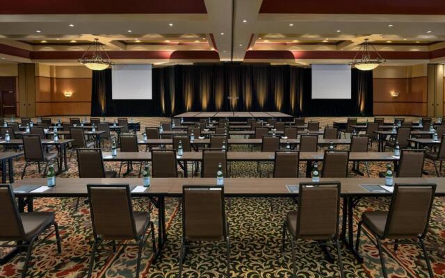 Renaissance Tulsa Hotel & Convention Center