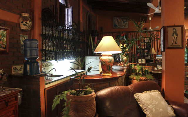 Hotel Suites La Hacienda