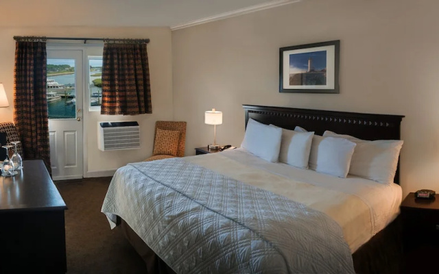 The Hotel at Cape Ann Marina