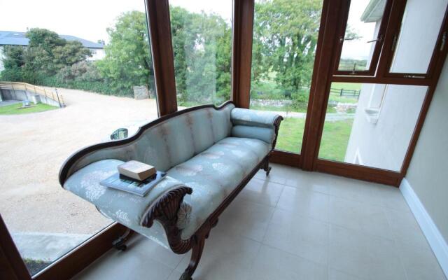 Island View Luxury Apartment