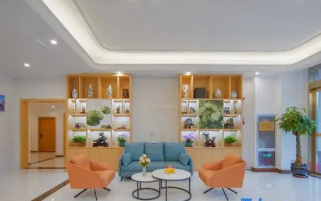 Vienna 3 Best Hotel (Taizhou Railway Station Passenger Center)