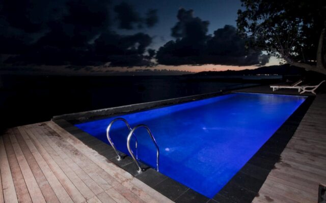 D Tunjung Resort & Spa