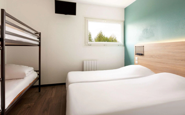 Отель  F1 Reims Tinqueux