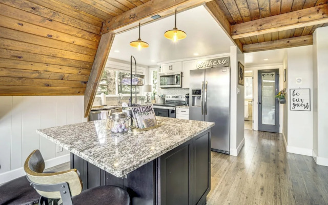 Flagstaff A-frame Cabin w/ Deck & Lovely Views!