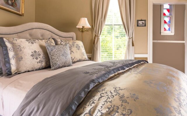 The Aerie Bed and Breakfast