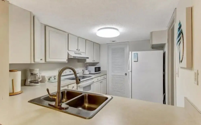 2072 Beachwood Villa