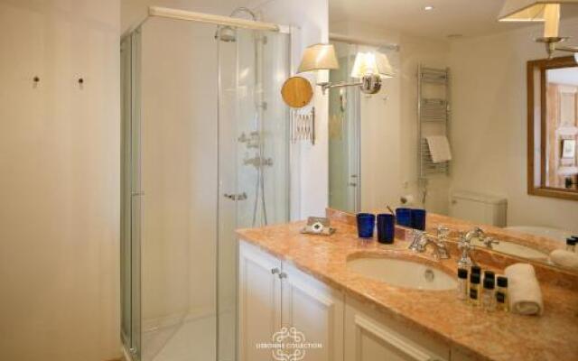 Alfama View Deluxe Suite Apartment