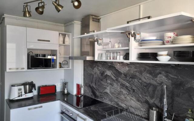 Appartement lumineux et cosy à Chaville.