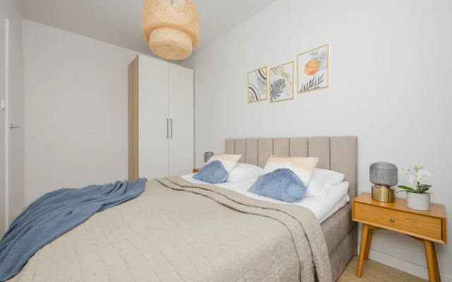 Elegant Apartment Warsaw by Renters