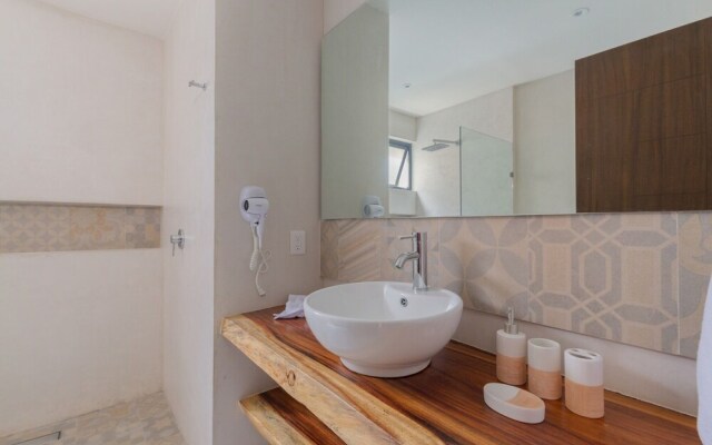 New Charming Villa 2 Levels Private Pool Garden Wifi Bikes