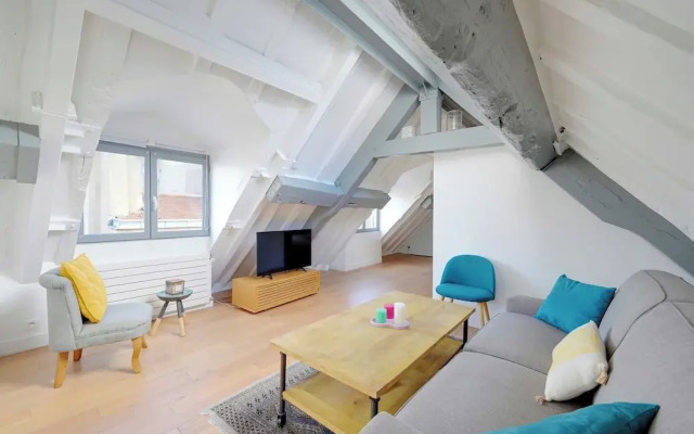 Bright 4P Studio in the Heart of Paris: Marais/rivoli
