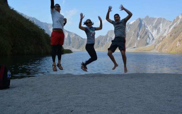 Bognot Lodge Mt Pinatubo Guesthouse
