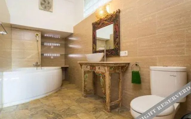 Naru Nua House