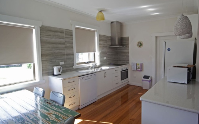 The Tickled Trout – Guest Rooms – West Ulverstone