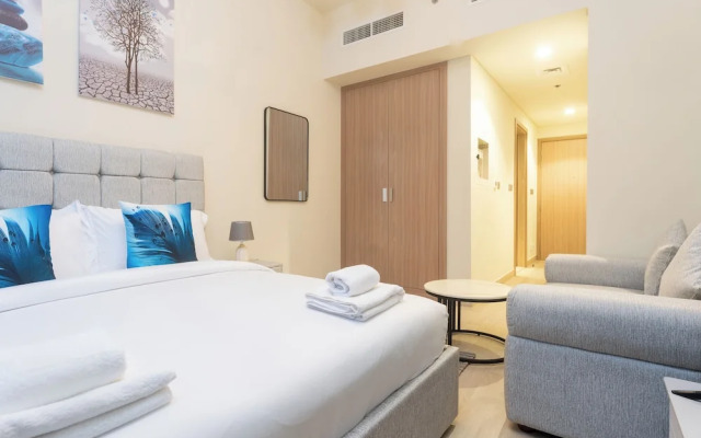 Chic Studio Retreat in Meydan City