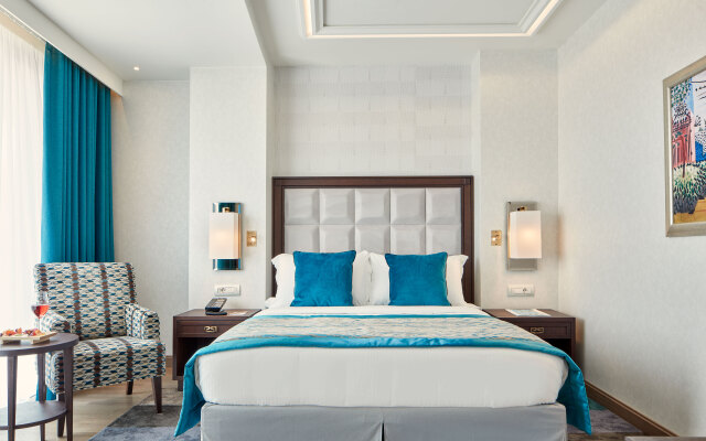 Electra Metropolis Athens