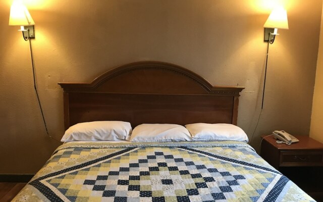Economy Inn