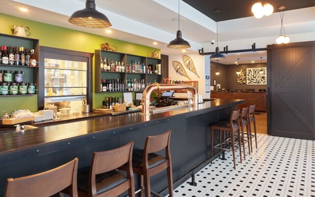 Raven Inn Whitehorse