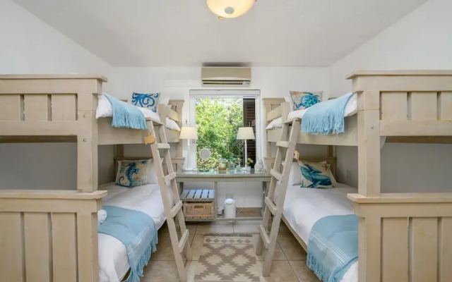 San Lameer Villa Rentals 3115