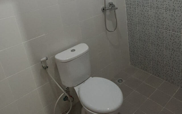 RedDoorz @ Darmo Park 1 Surabaya