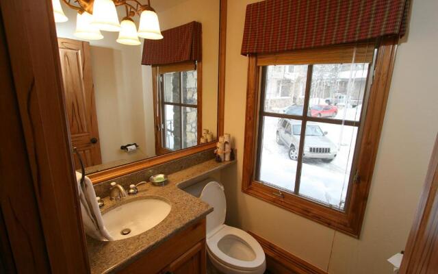 Highlands Townhome #17