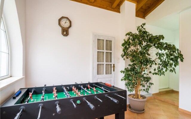 Nice Home in Slano With 6 Bedrooms and Wifi