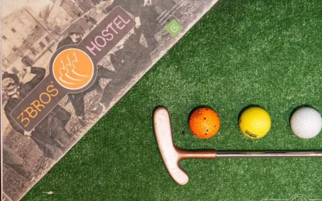 3 Bros' Hostel Cieszyn