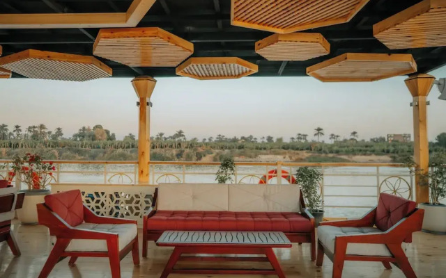 Azhar Dahabiya Luxury Suites