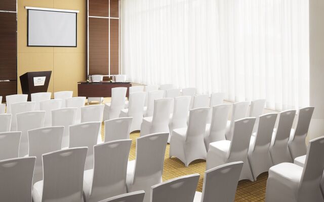 Courtyard Kochi Airport