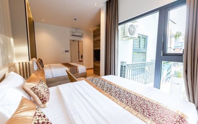 My My Hotel 2
