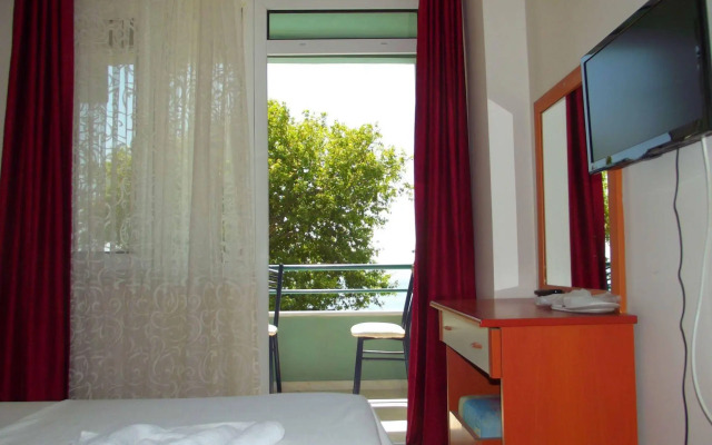 Aycan Otel