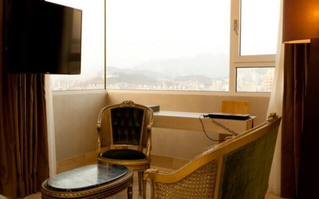 Hotel The Designers Hongdae