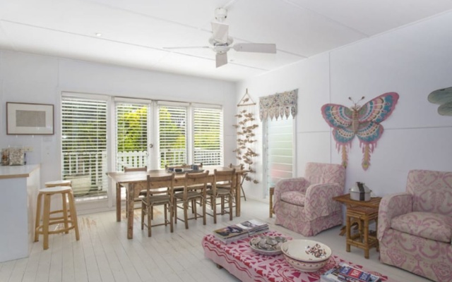 Oriole Street Cottage – Hotel Rooms – Bawley Point