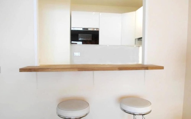 Studio in Paris, With Wifi