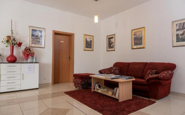 Apartments Vila Adrijana and Fitness Studio Wolf