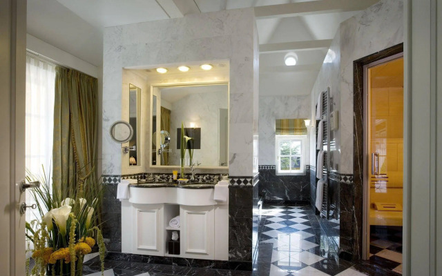 Falkensteiner Schlosshotel Velden – The Leading Hotels of the World