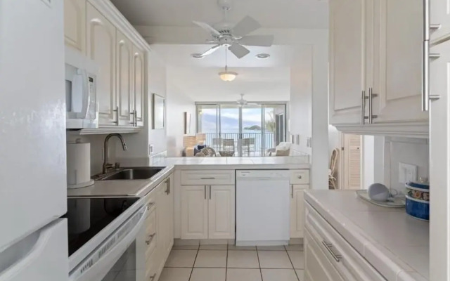 Royal Mauian, #405 2 Bedroom Condo