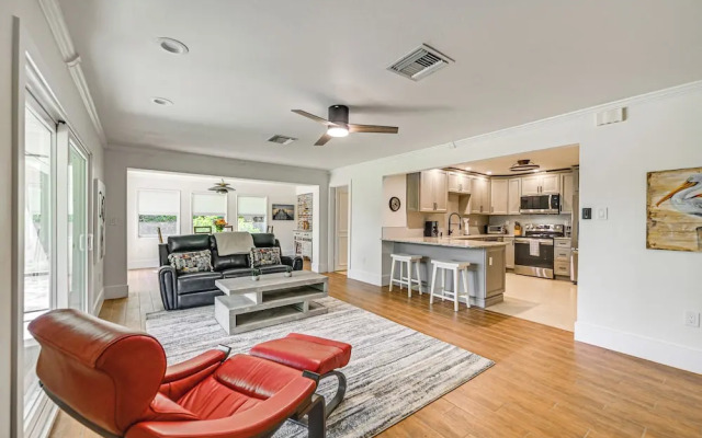 Bonita Springs Riverfront Retreat w/ Lanai